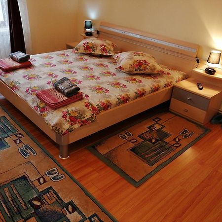Casa Ovi Si Simo Hotel Hateg Bagian luar foto