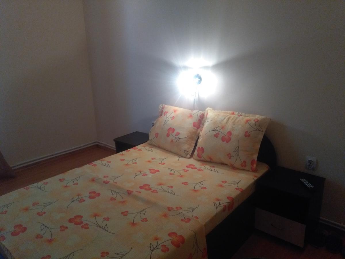 Casa Ovi Si Simo Hotel Hateg Bagian luar foto