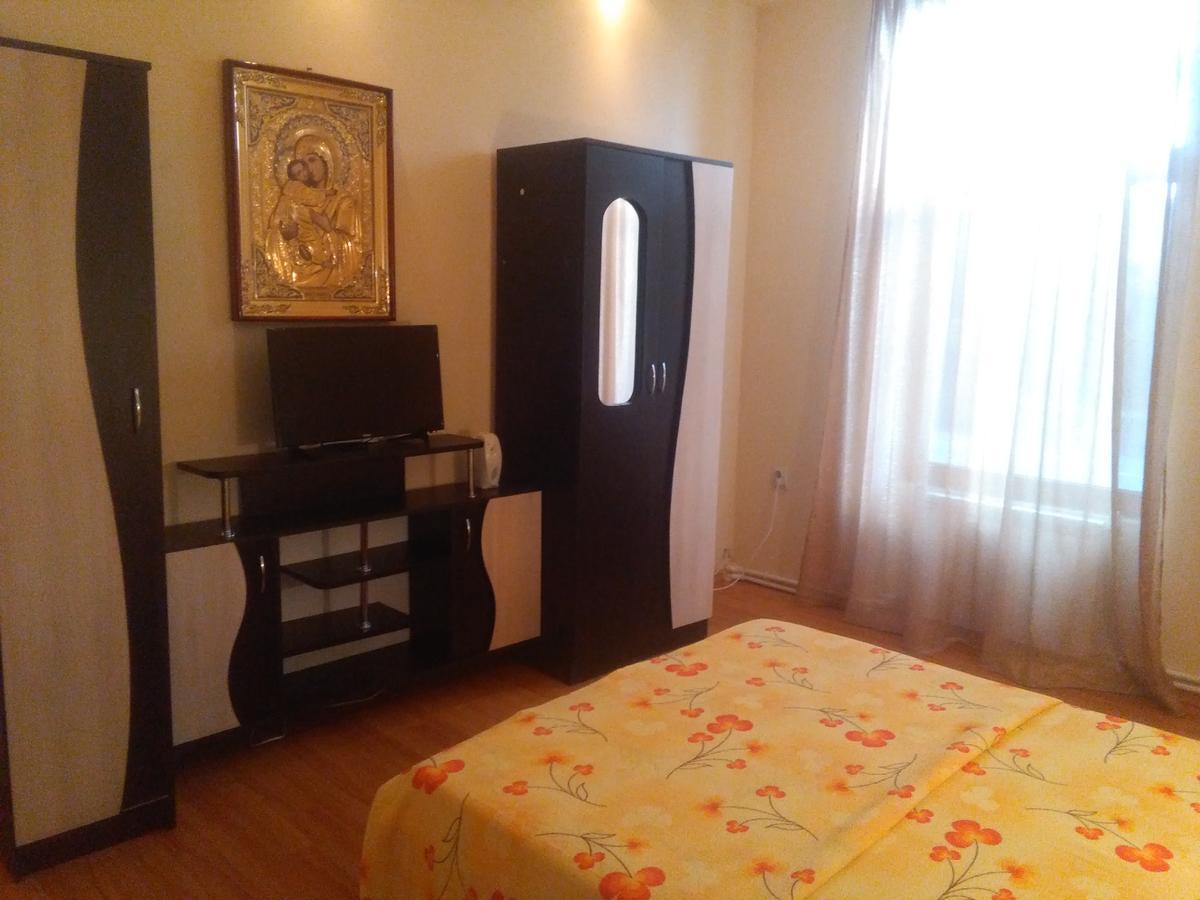Casa Ovi Si Simo Hotel Hateg Bagian luar foto