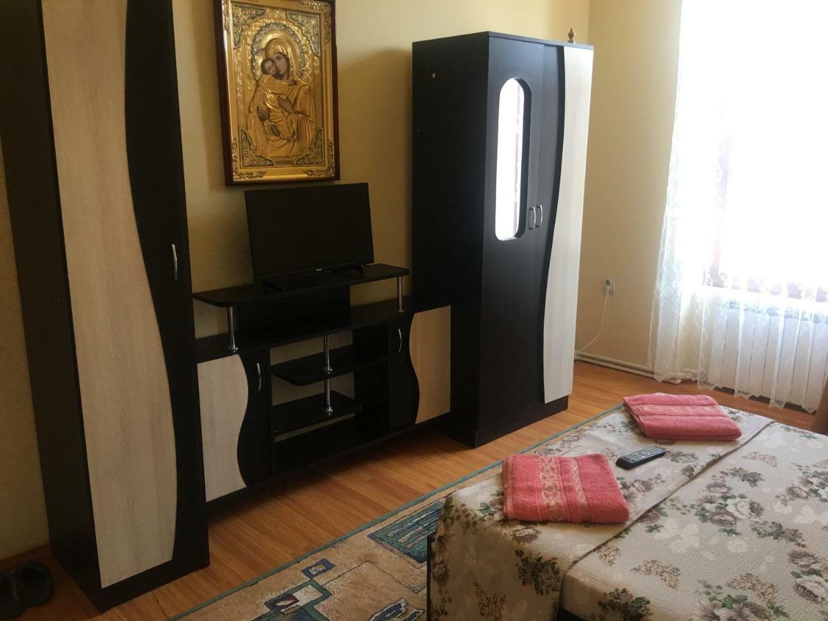 Casa Ovi Si Simo Hotel Hateg Bagian luar foto